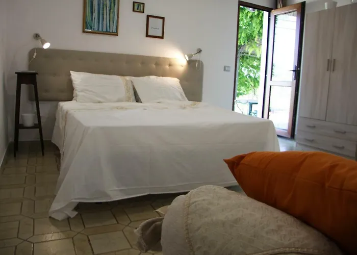 Sofia Oda ve Kahvaltı Novoli