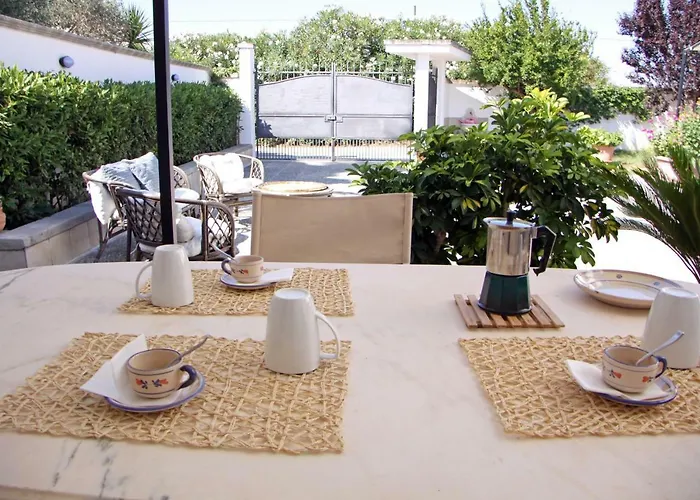 Sofia Oda ve Kahvaltı 3*